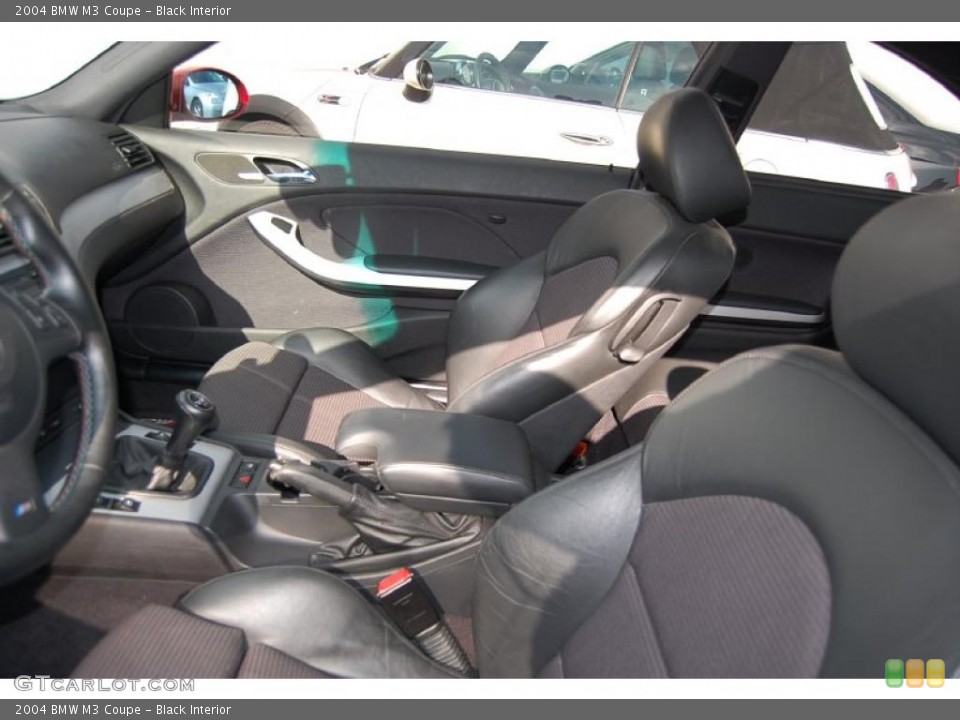 Black Interior Photo for the 2004 BMW M3 Coupe #41290901
