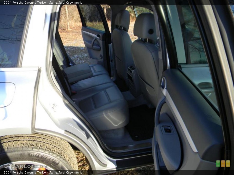 Stone/Steel Grey Interior Photo for the 2004 Porsche Cayenne Turbo #41292938