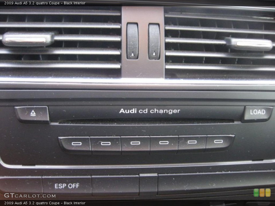 Black Interior Controls for the 2009 Audi A5 3.2 quattro Coupe #41296026
