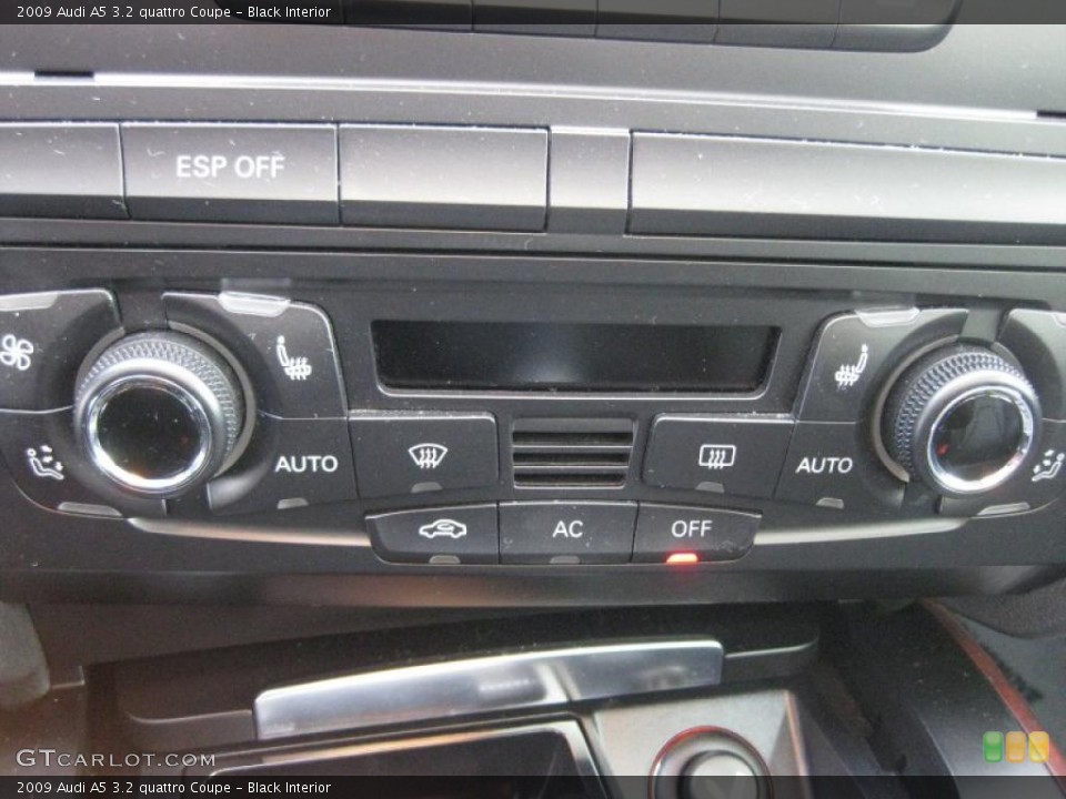 Black Interior Controls for the 2009 Audi A5 3.2 quattro Coupe #41296038