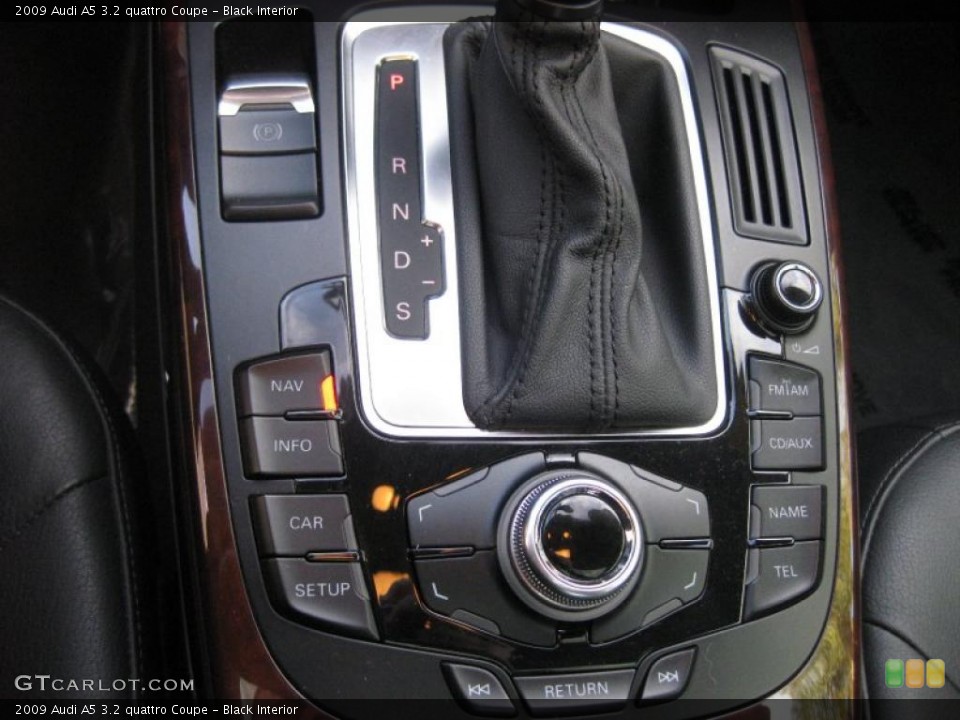 Black Interior Controls for the 2009 Audi A5 3.2 quattro Coupe #41296050