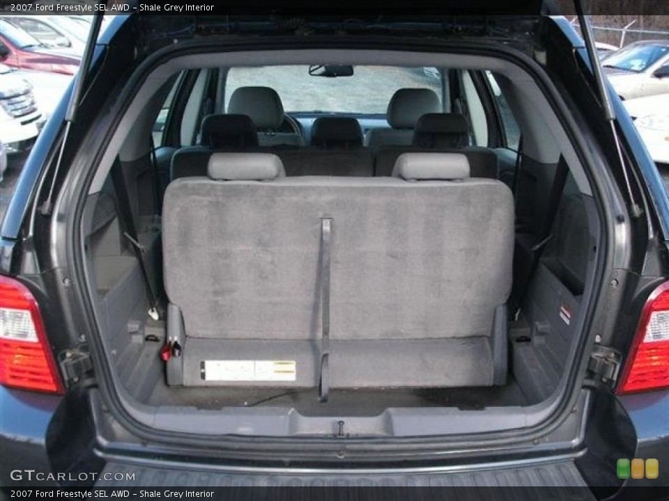 Shale Grey Interior Trunk for the 2007 Ford Freestyle SEL AWD #41299403