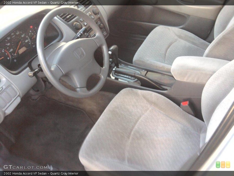 Quartz Gray Interior Photo for the 2002 Honda Accord VP Sedan #41299447