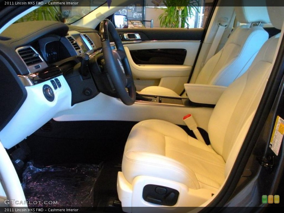 Cashmere Interior Photo for the 2011 Lincoln MKS FWD #41302552