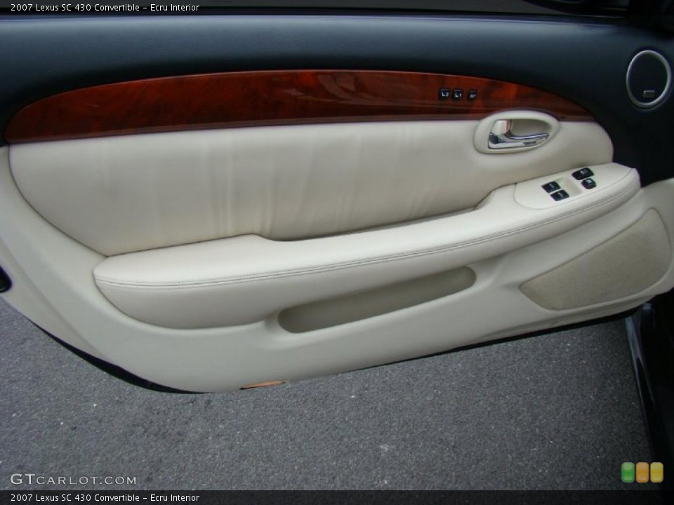 Ecru Interior Door Panel for the 2007 Lexus SC 430 Convertible #41302608