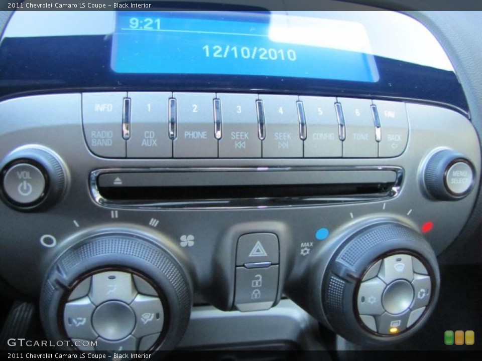 Black Interior Controls for the 2011 Chevrolet Camaro LS Coupe #41303384