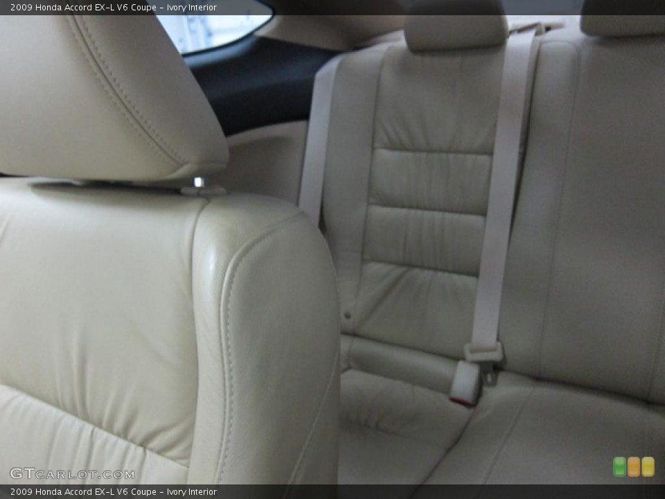 Ivory Interior Photo for the 2009 Honda Accord EX-L V6 Coupe #41304252