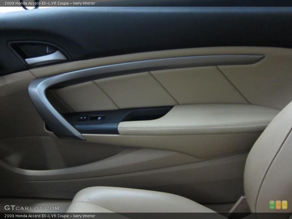 Ivory Interior Door Panel for the 2009 Honda Accord EX-L V6 Coupe #41304272