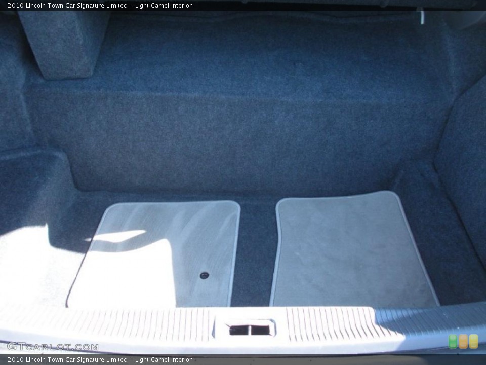Light Camel Interior Trunk for the 2010 Lincoln Town Car Signature Limited #41307319
