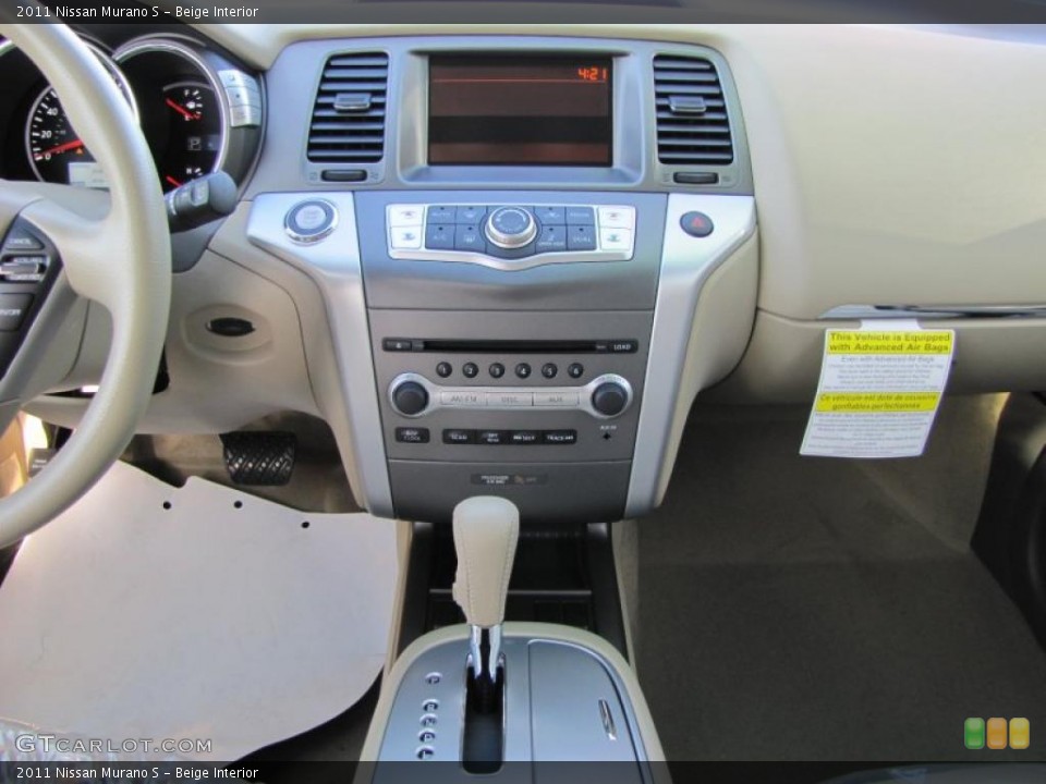 Beige Interior Controls for the 2011 Nissan Murano S #41308015