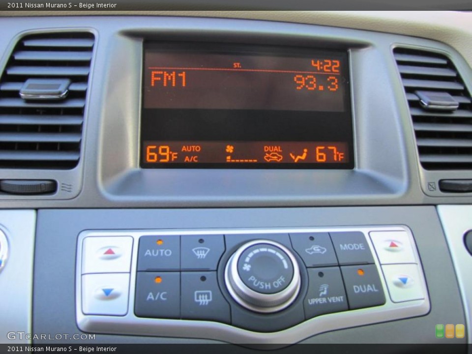 Beige Interior Controls for the 2011 Nissan Murano S #41308063