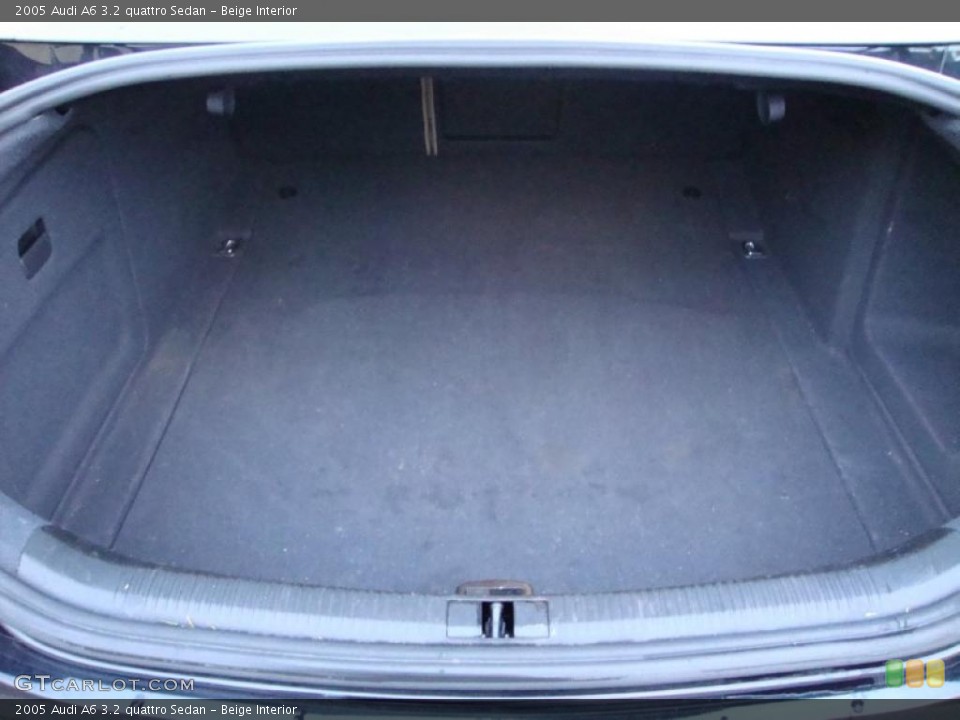 Beige Interior Trunk for the 2005 Audi A6 3.2 quattro Sedan #41322990