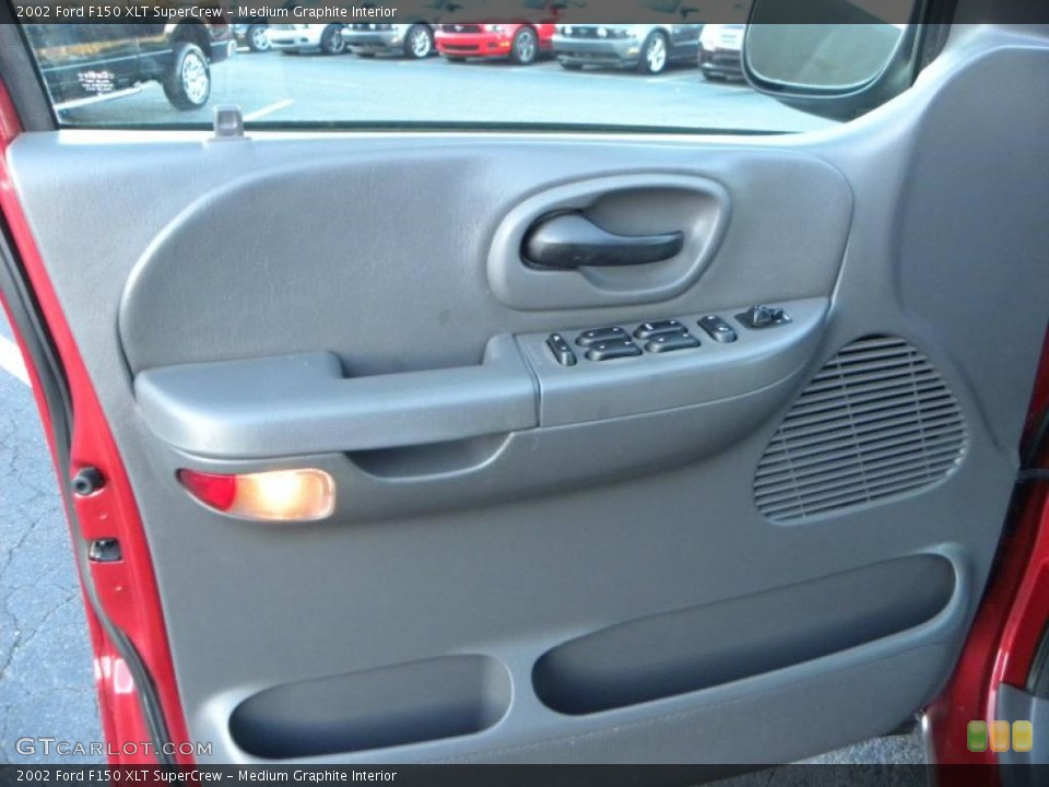 Medium Graphite Interior Door Panel for the 2002 Ford F150 XLT SuperCrew #41323690