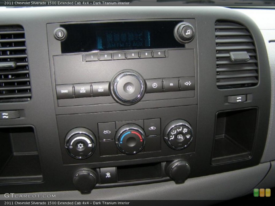 Dark Titanium Interior Controls for the 2011 Chevrolet Silverado 1500 Extended Cab 4x4 #41325438
