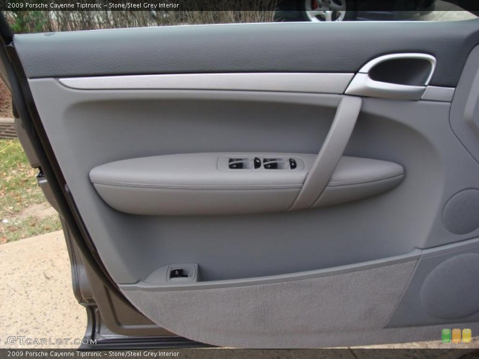 Stone/Steel Grey Interior Door Panel for the 2009 Porsche Cayenne Tiptronic #41350355