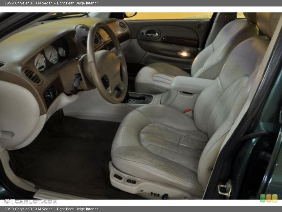 Light Pearl Beige Interior Photo for the 1999 Chrysler 300 M Sedan #41352159