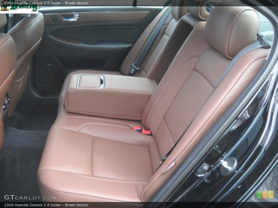 Brown Interior Photo for the 2009 Hyundai Genesis 3.8 Sedan #41352211