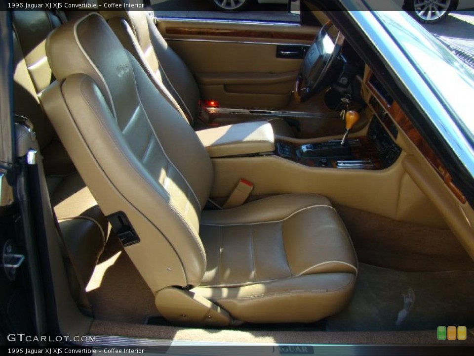 Coffee Interior Photo for the 1996 Jaguar XJ XJS Convertible #41353742