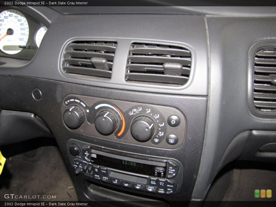 Dark Slate Gray Interior Controls for the 2002 Dodge Intrepid SE #41354839