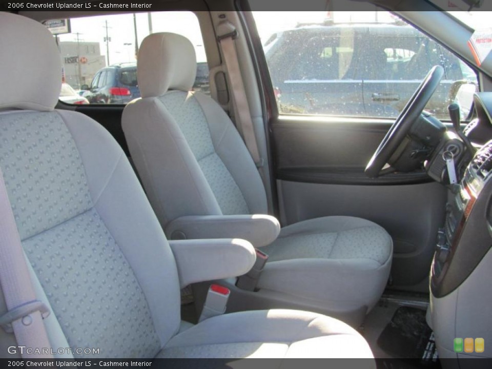 Cashmere Interior Photo for the 2006 Chevrolet Uplander LS #41355103