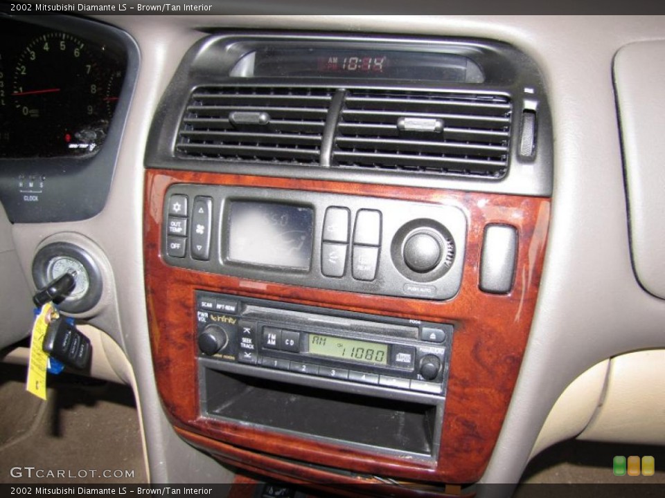 Brown/Tan Interior Controls for the 2002 Mitsubishi Diamante LS #41356415