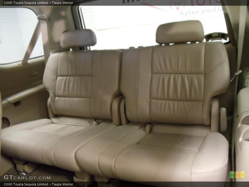 Taupe Interior Photo for the 2006 Toyota Sequoia Limited #41359471