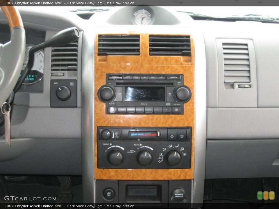 Dark Slate Gray/Light Slate Gray Interior Controls for the 2007 Chrysler Aspen Limited 4WD #41362135