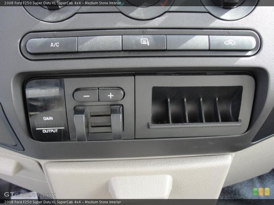 Medium Stone Interior Controls for the 2008 Ford F250 Super Duty XL SuperCab 4x4 #41362451