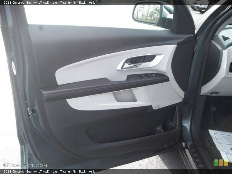 Light Titanium/Jet Black Interior Door Panel for the 2011 Chevrolet Equinox LT AWD #41364583
