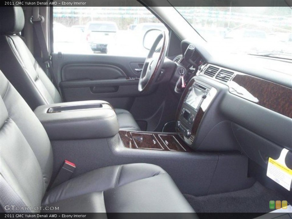 Ebony Interior Dashboard for the 2011 GMC Yukon Denali AWD #41366815