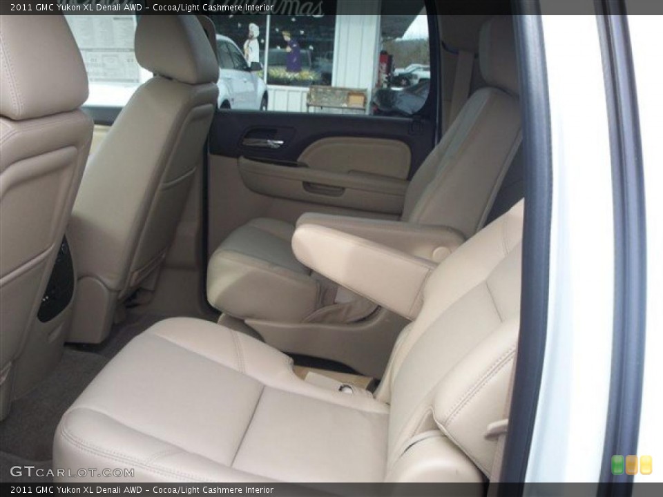 Cocoa/Light Cashmere Interior Photo for the 2011 GMC Yukon XL Denali AWD #41368215
