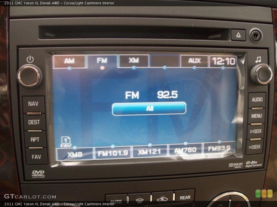 Cocoa/Light Cashmere Interior Navigation for the 2011 GMC Yukon XL Denali AWD #41368451
