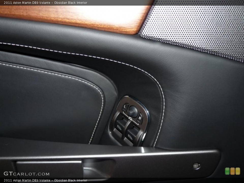 Obsidian Black Interior Controls for the 2011 Aston Martin DB9 Volante #41371292