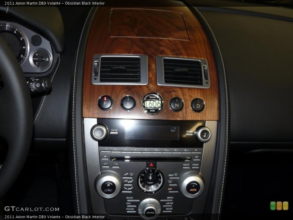 Obsidian Black Interior Controls for the 2011 Aston Martin DB9 Volante #41371316