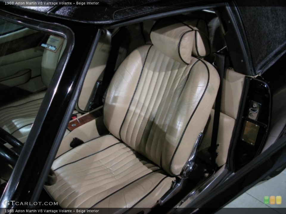 Beige Interior Front Seat for the 1988 Aston Martin V8 Vantage Volante #4137380