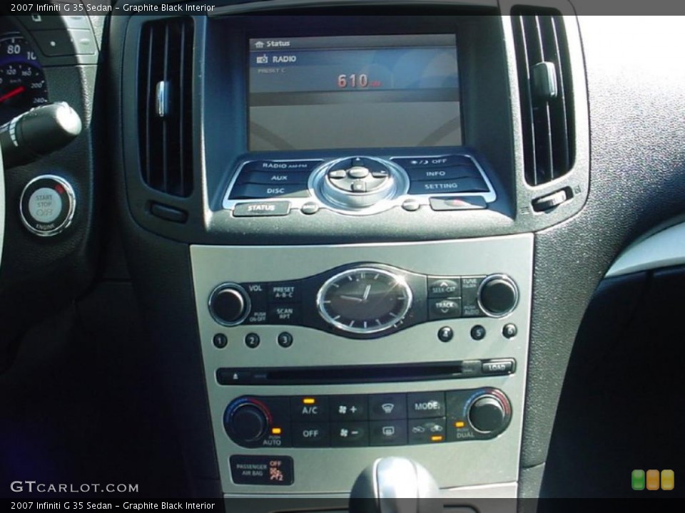 Graphite Black Interior Controls for the 2007 Infiniti G 35 Sedan #41376424