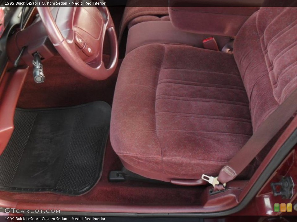 Medici Red Interior Photo for the 1999 Buick LeSabre Custom Sedan #41378301