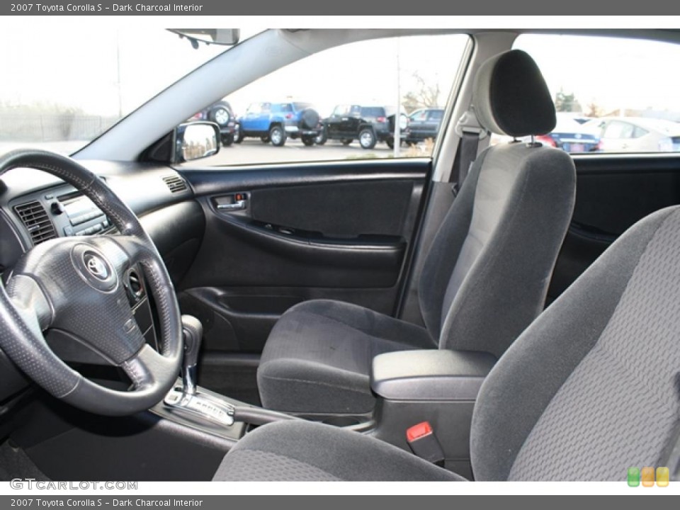 Dark Charcoal Interior Photo For The 2007 Toyota Corolla S