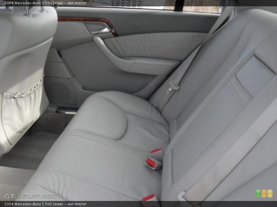 Ash Interior Photo for the 2004 Mercedes-Benz S 500 Sedan #41380712