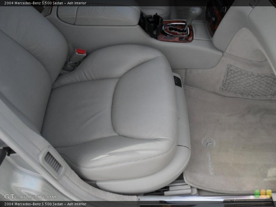 Ash Interior Photo for the 2004 Mercedes-Benz S 500 Sedan #41380788