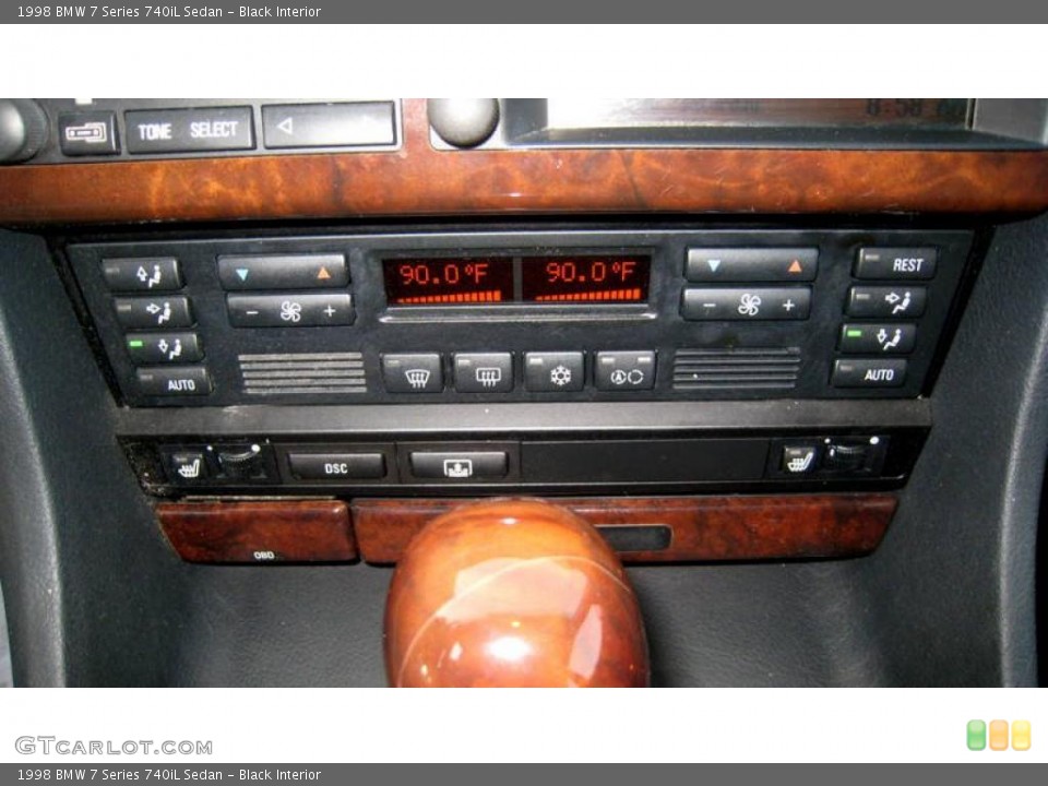Black Interior Controls for the 1998 BMW 7 Series 740iL Sedan #41382172