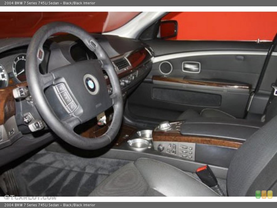 Black/Black Interior Photo for the 2004 BMW 7 Series 745Li Sedan #41389904