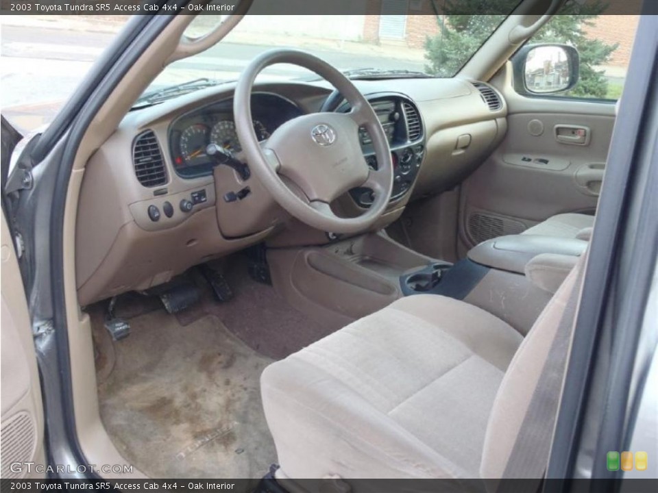 Oak Interior Photo for the 2003 Toyota Tundra SR5 Access Cab 4x4 #41395396