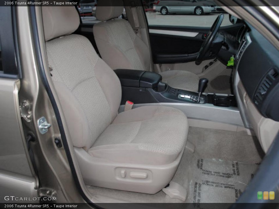 Taupe Interior Photo for the 2006 Toyota 4Runner SR5 #41396236