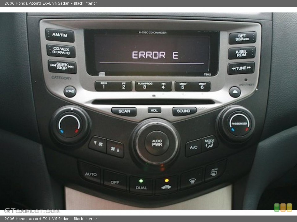 Black Interior Controls for the 2006 Honda Accord EX-L V6 Sedan #41402632