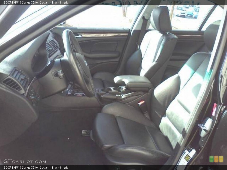 Black Interior Photo for the 2005 BMW 3 Series 330xi Sedan #41416475