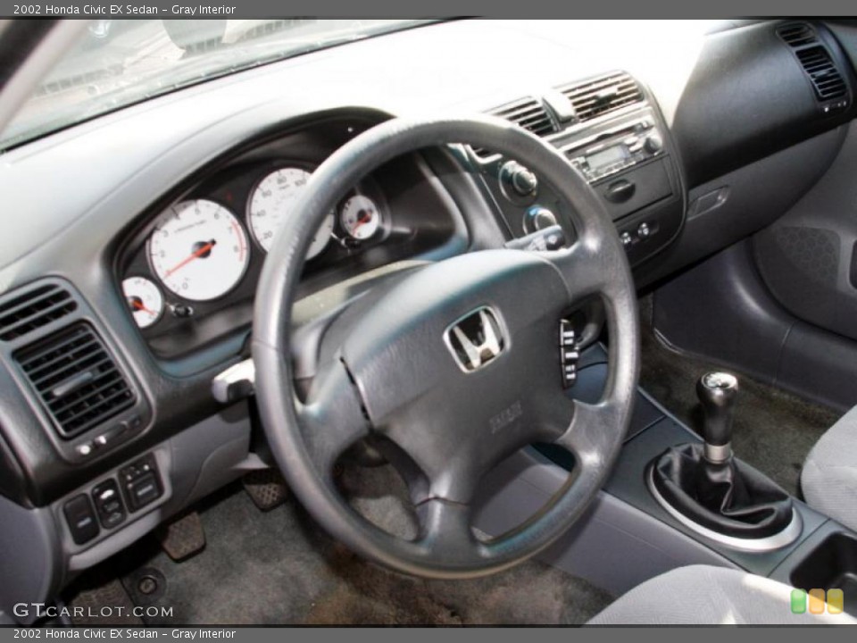 Gray Interior Photo for the 2002 Honda Civic EX Sedan #41421271