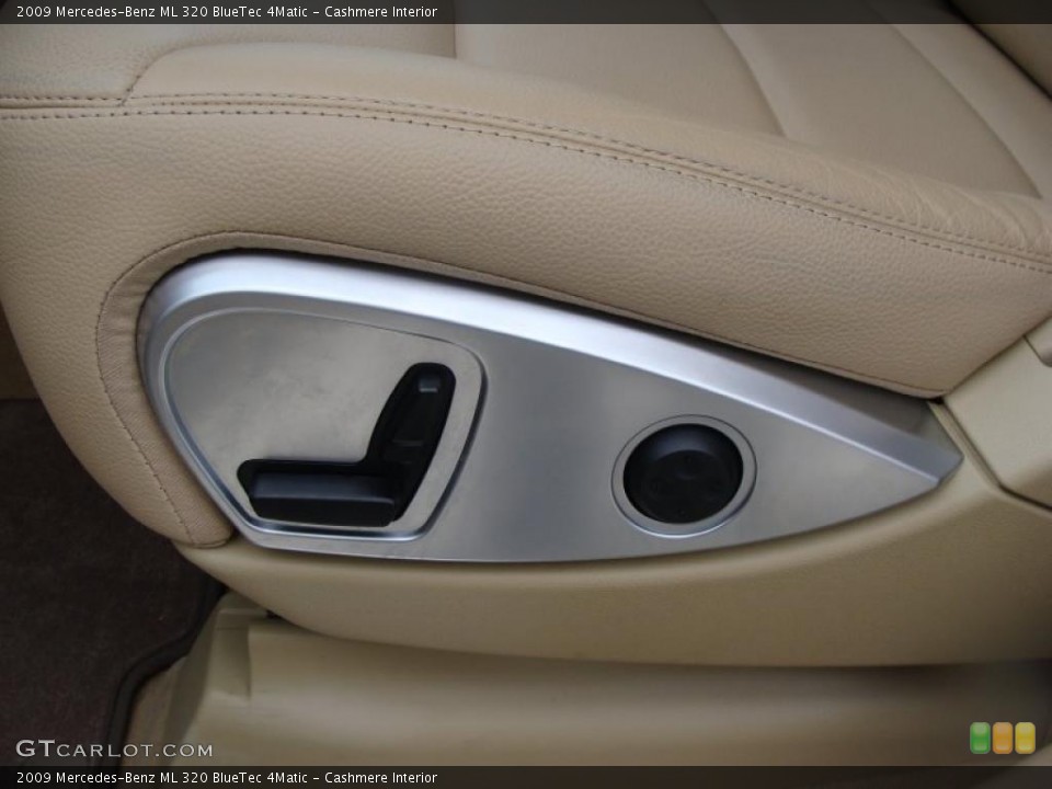 Cashmere Interior Controls for the 2009 Mercedes-Benz ML 320 BlueTec 4Matic #41426983