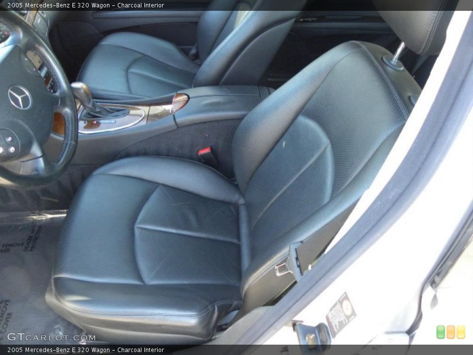 Charcoal Interior Photo for the 2005 Mercedes-Benz E 320 Wagon #41436219