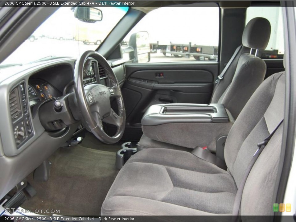 Dark Pewter Interior Photo for the 2006 GMC Sierra 2500HD SLE Extended Cab 4x4 #41437327